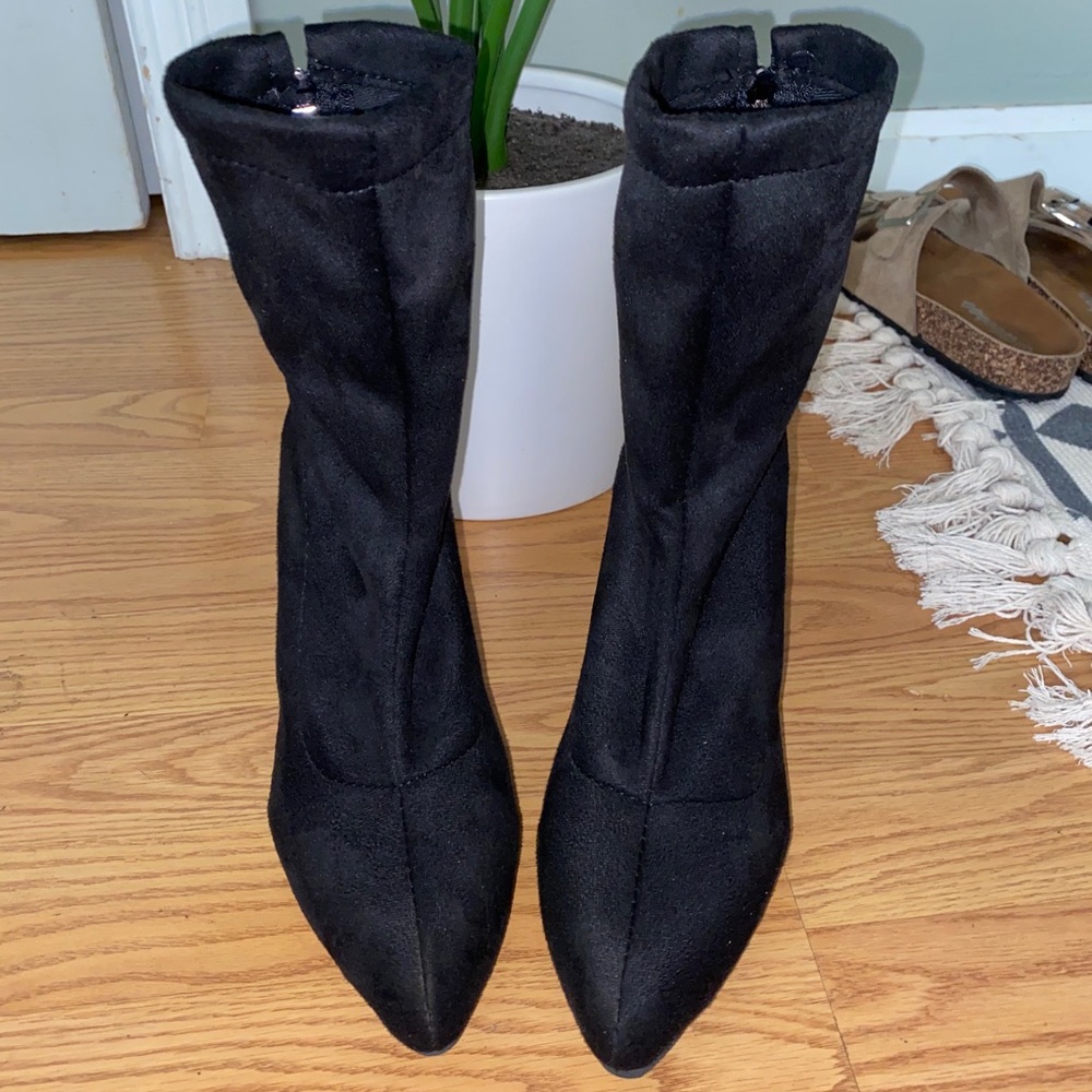 Chunky-Heel Sock Boots